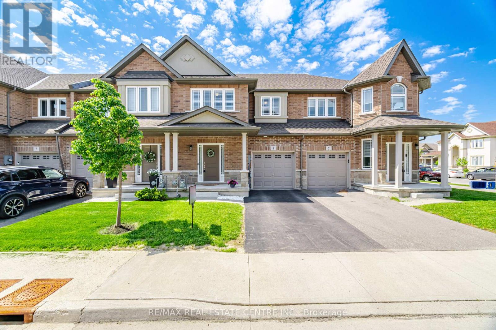 4 Laguna Village Crescent, Hamilton, Ontario  L0R 1P0 - Photo 3 - X13207904