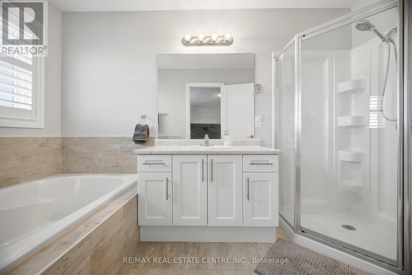 4 Laguna Village Crescent, Hamilton, Ontario  L0R 1P0 - Photo 31 - X13207904
