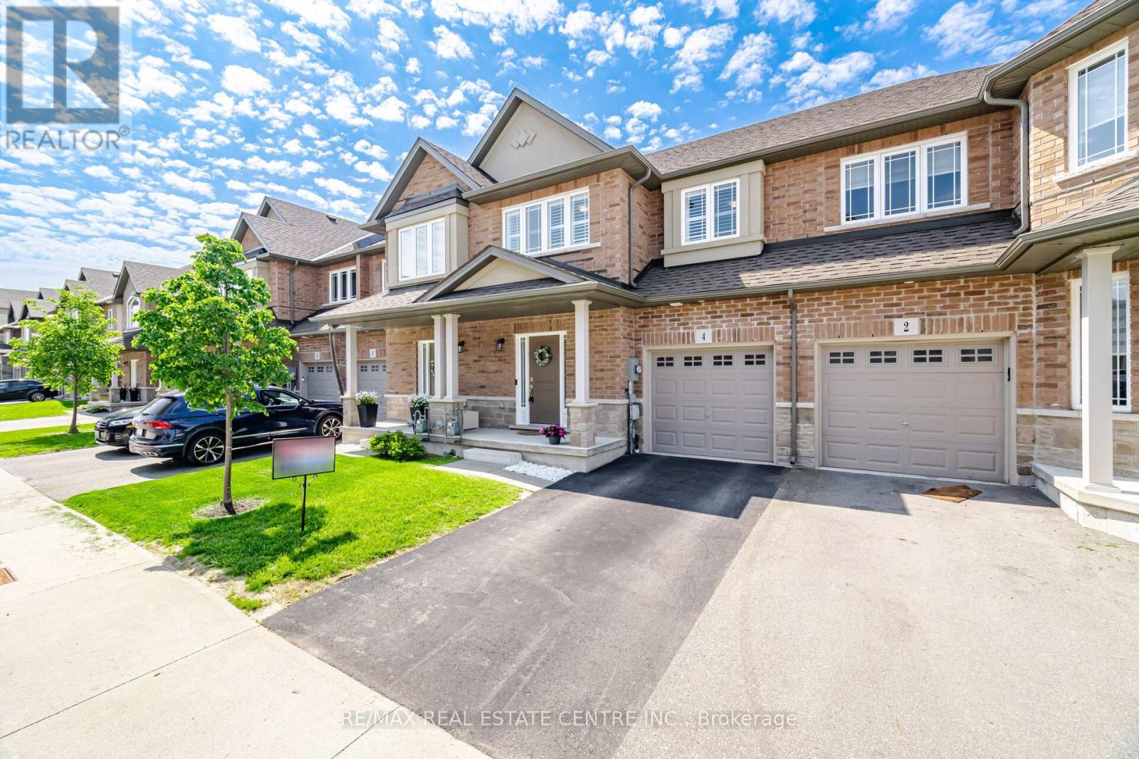 4 Laguna Village Crescent, Hamilton, Ontario  L0R 1P0 - Photo 4 - X13207904