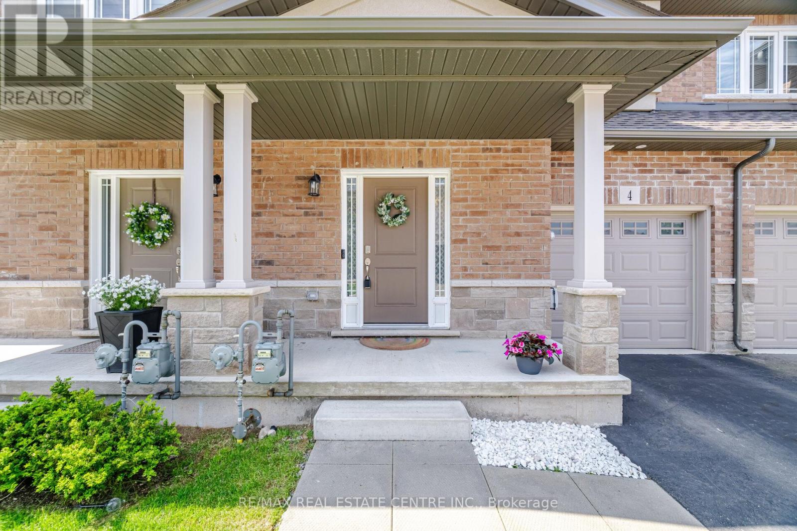 4 Laguna Village Crescent, Hamilton, Ontario  L0R 1P0 - Photo 6 - X13207904
