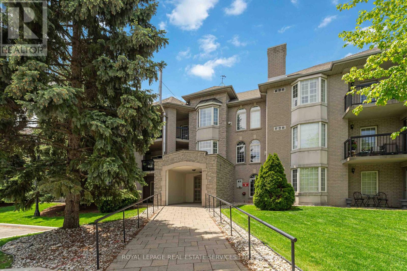 205 - 970 GOLF LINKS ROAD, Hamilton, Ontario