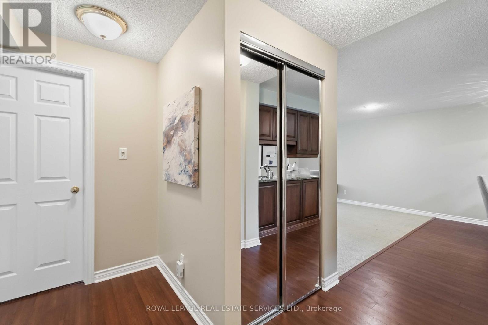 205 - 970 Golf Links Road, Hamilton, Ontario  L9K 1J8 - Photo 8 - X13207994
