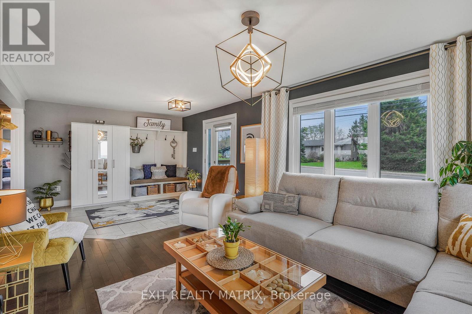 4978 Du Parc Road, The Nation, Ontario  K0B 1G0 - Photo 5 - X13103998