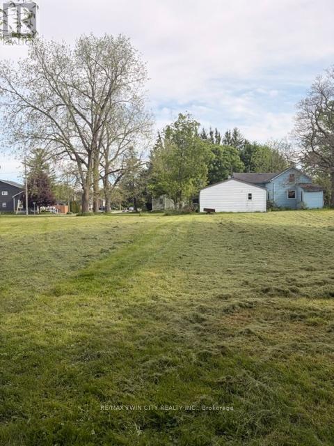 37 Young Street, Blandford-Blenheim, Ontario  N0J 1S0 - Photo 13 - X13208116