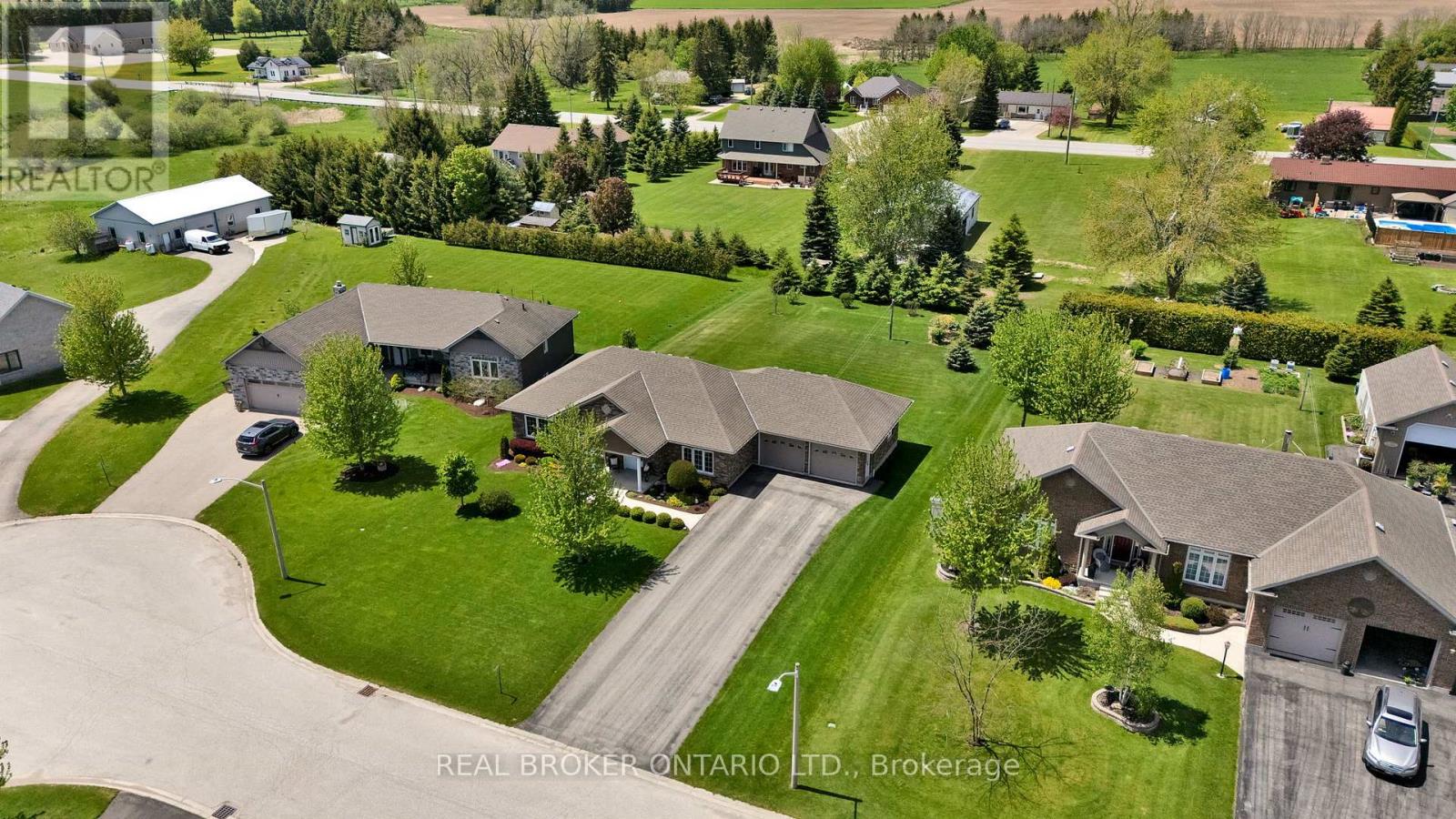7826 Colonial Drive, Perth East, Ontario  N4W 3G9 - Photo 41 - X13208234