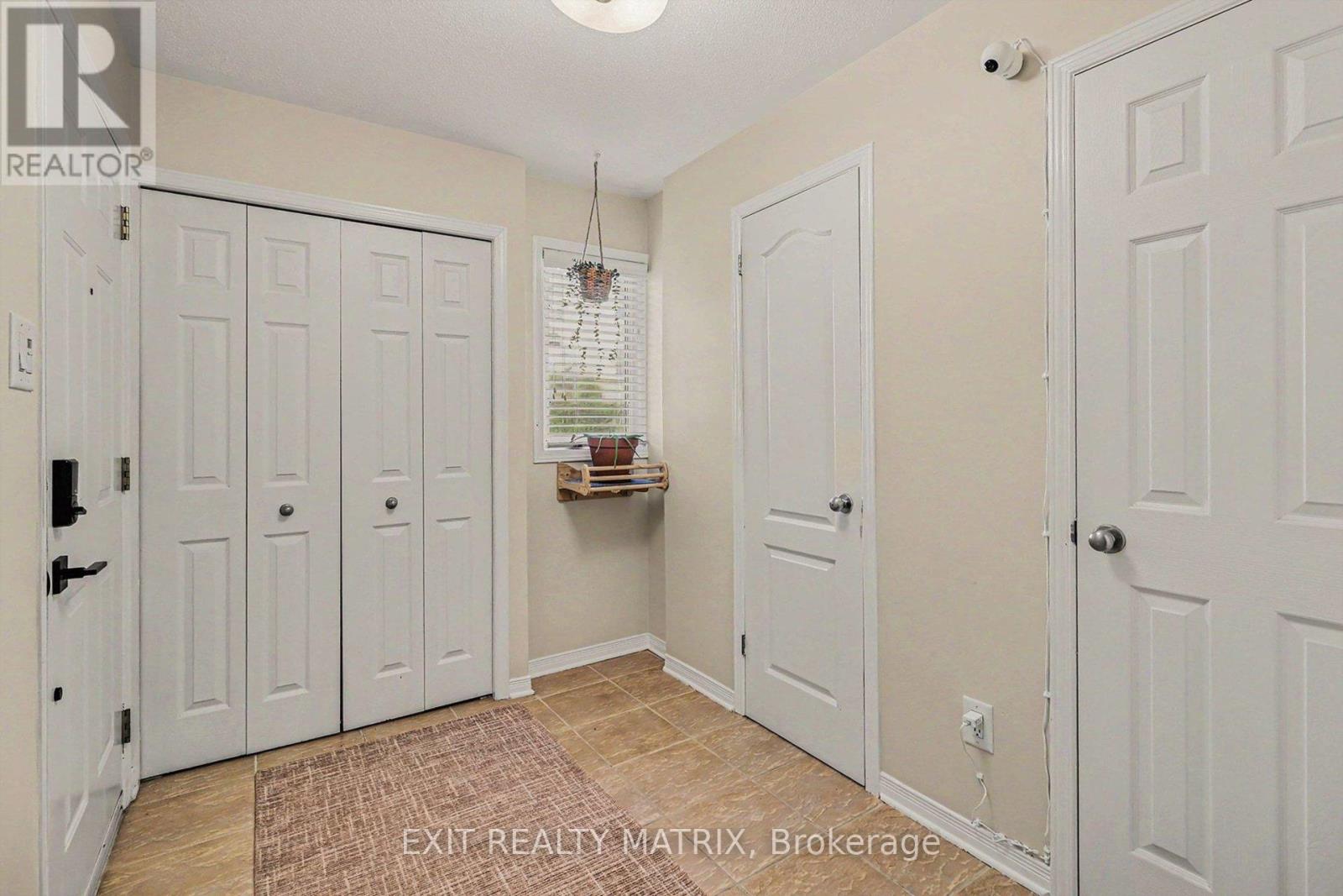 88 Strathaven Private, Ottawa, Ontario K1J 1K7 - Photo 5 - X13123570