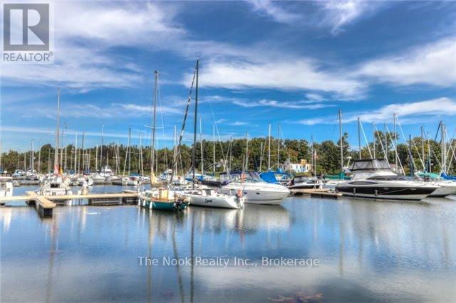 201 - 395 Lakebreeze Drive, Clarington, Ontario  L1B 0A5 - Photo 44 - E13208396