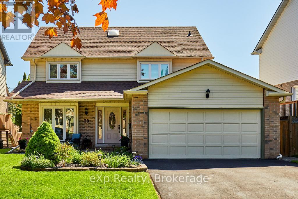 30 ROSEWOOD COURT, Whitby, Ontario