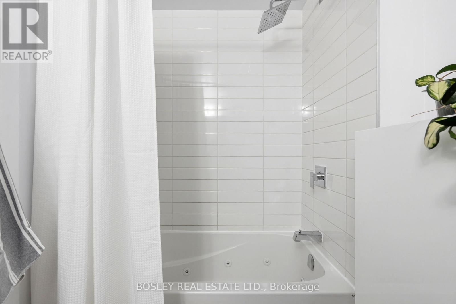 151 - 38 Howard Park Avenue, Toronto, Ontario M6R 0A7 - Photo 27 - W13129204