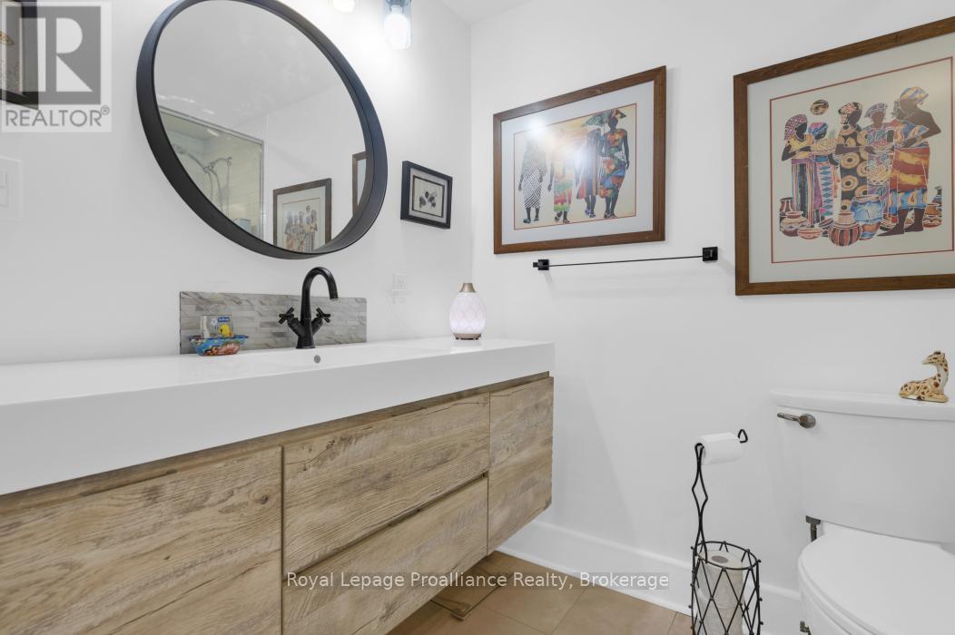 2 Howard Street, Belleville, Ontario  K8P 3S9 - Photo 22 - X13208454