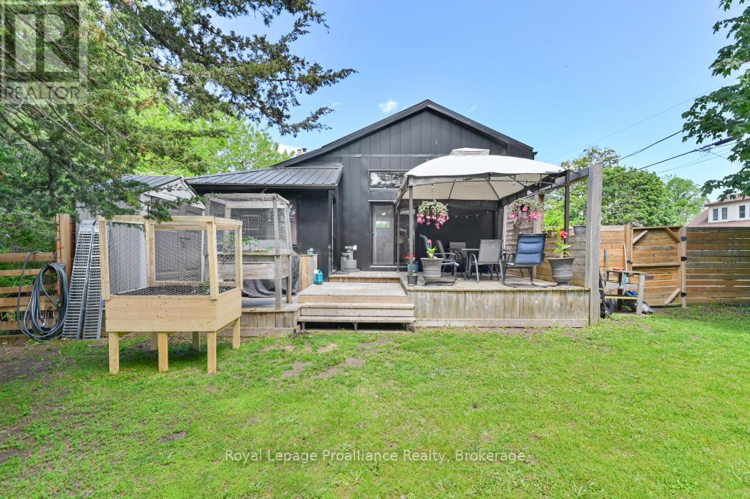 2 Howard Street, Belleville, Ontario  K8P 3S9 - Photo 27 - X13208454
