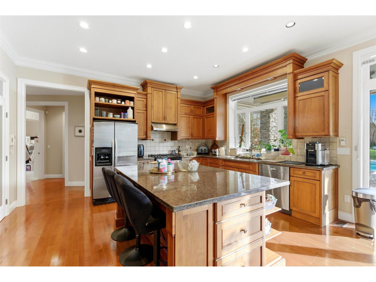 20326 74b Avenue, Surrey, British Columbia  V2Y 1V4 - Photo 10 - R3091199