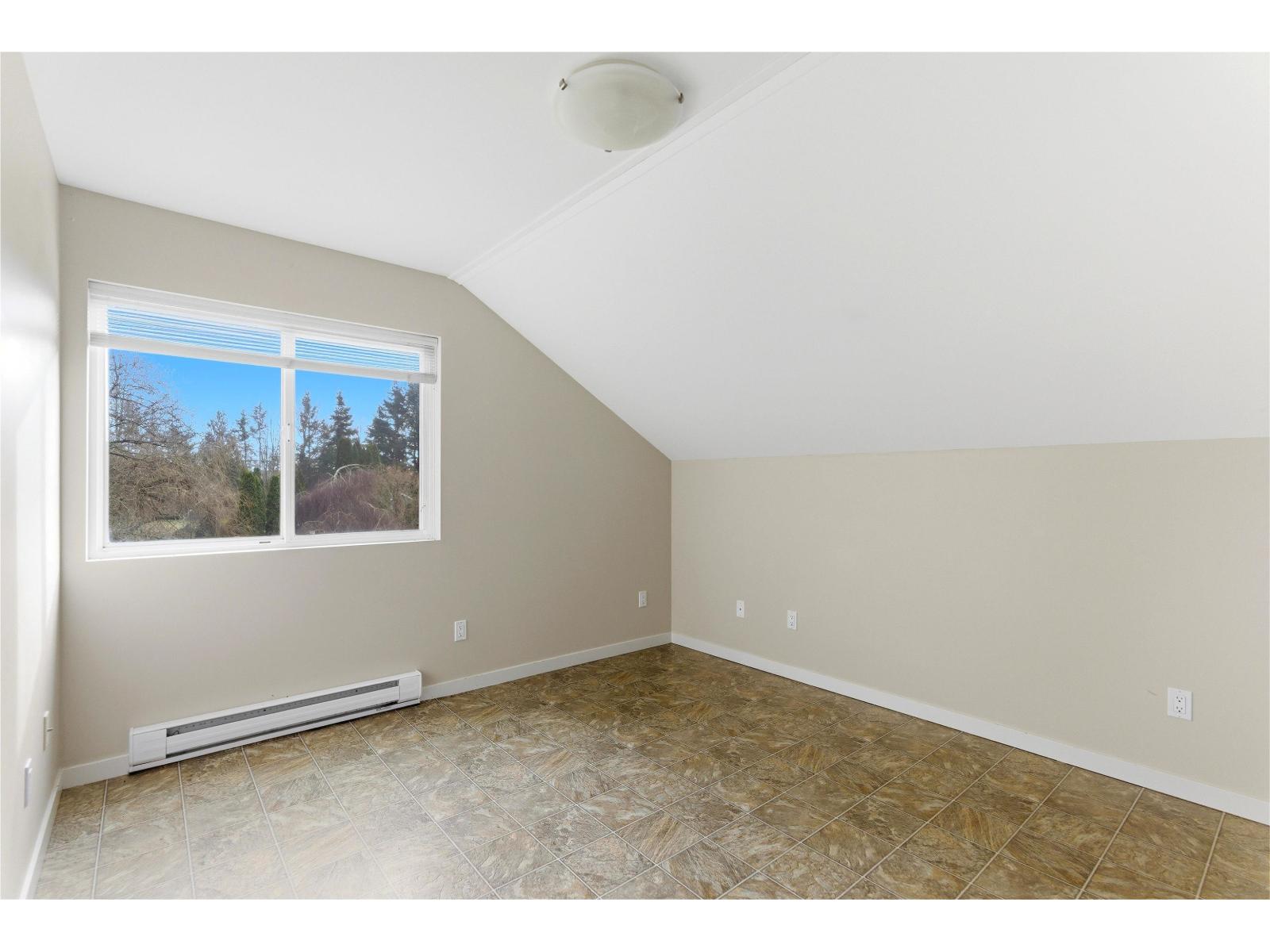 20326 74b Avenue, Surrey, British Columbia  V2Y 1V4 - Photo 23 - R3091199