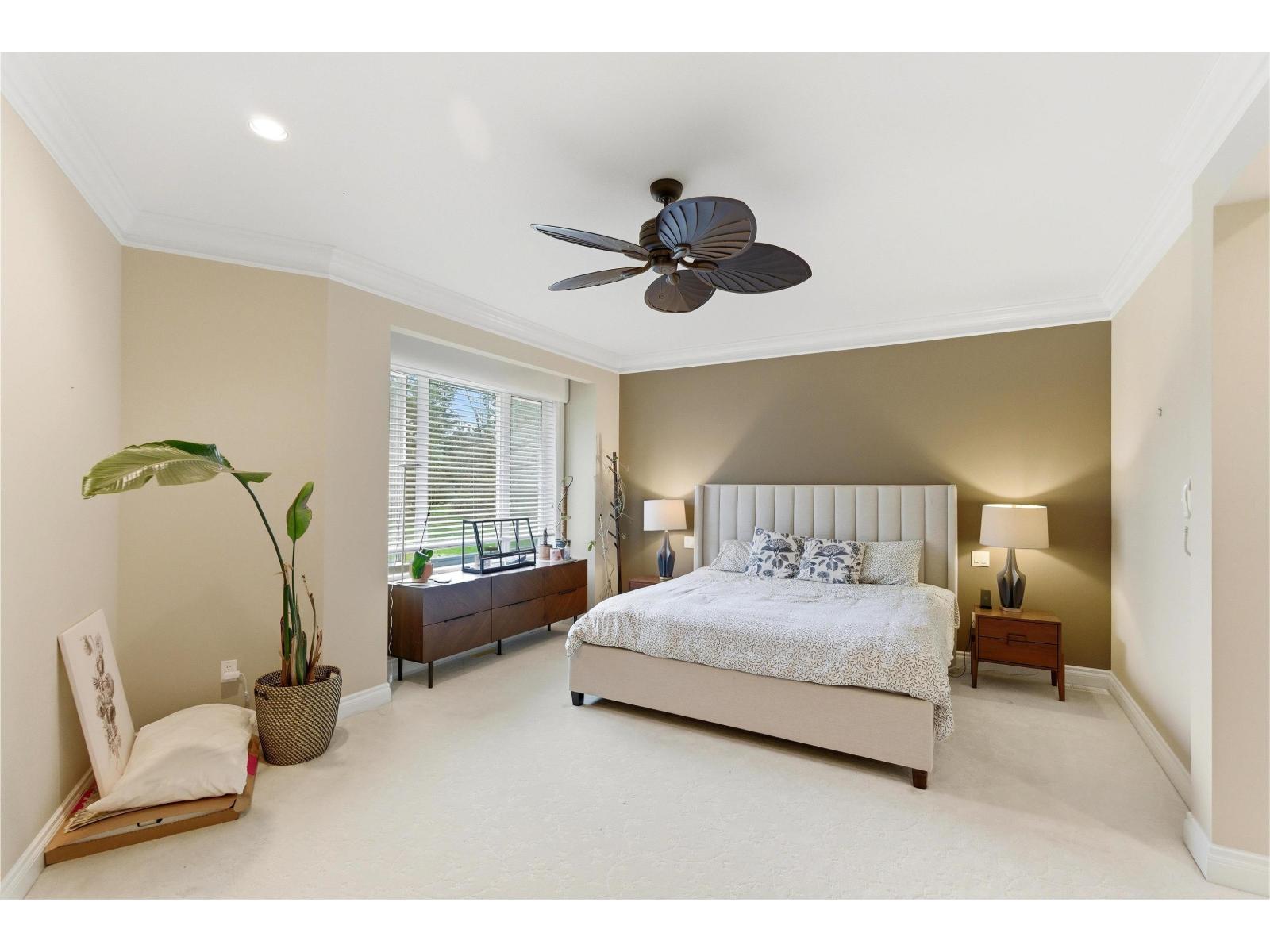 20326 74b Avenue, Surrey, British Columbia  V2Y 1V4 - Photo 17 - R3091199