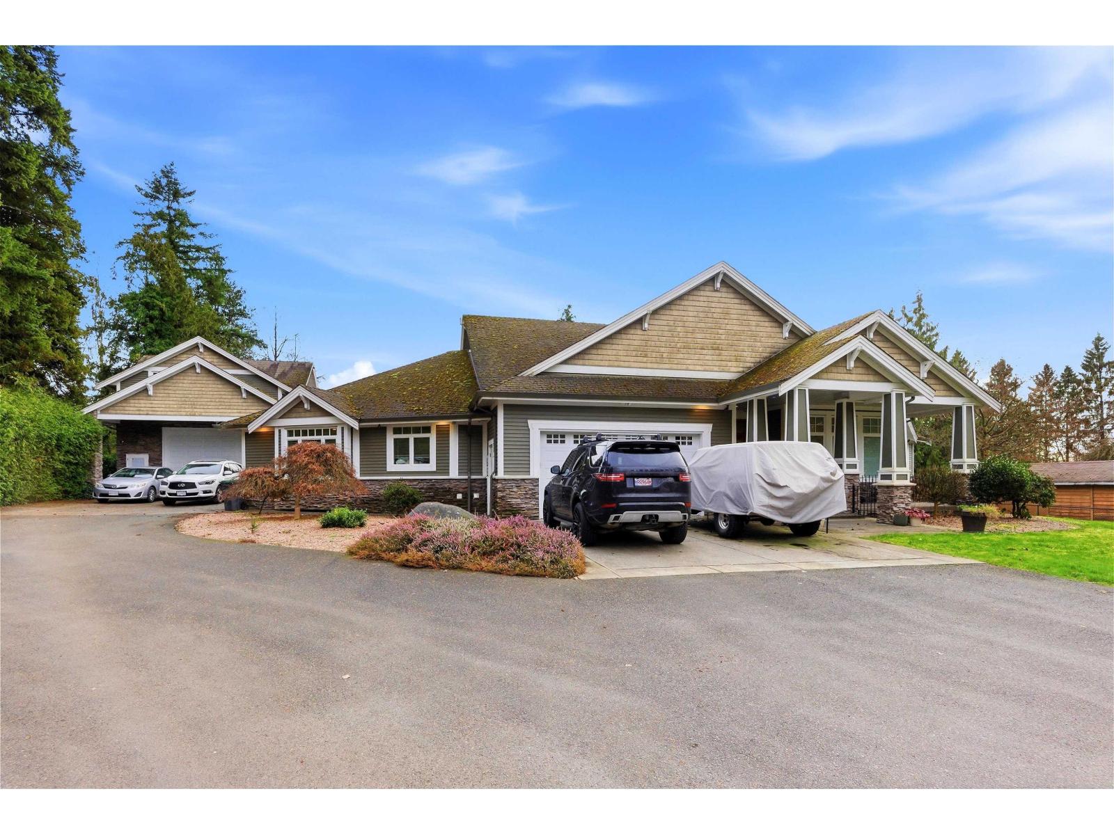 20326 74b Avenue, Surrey, British Columbia  V2Y 1V4 - Photo 37 - R3091199