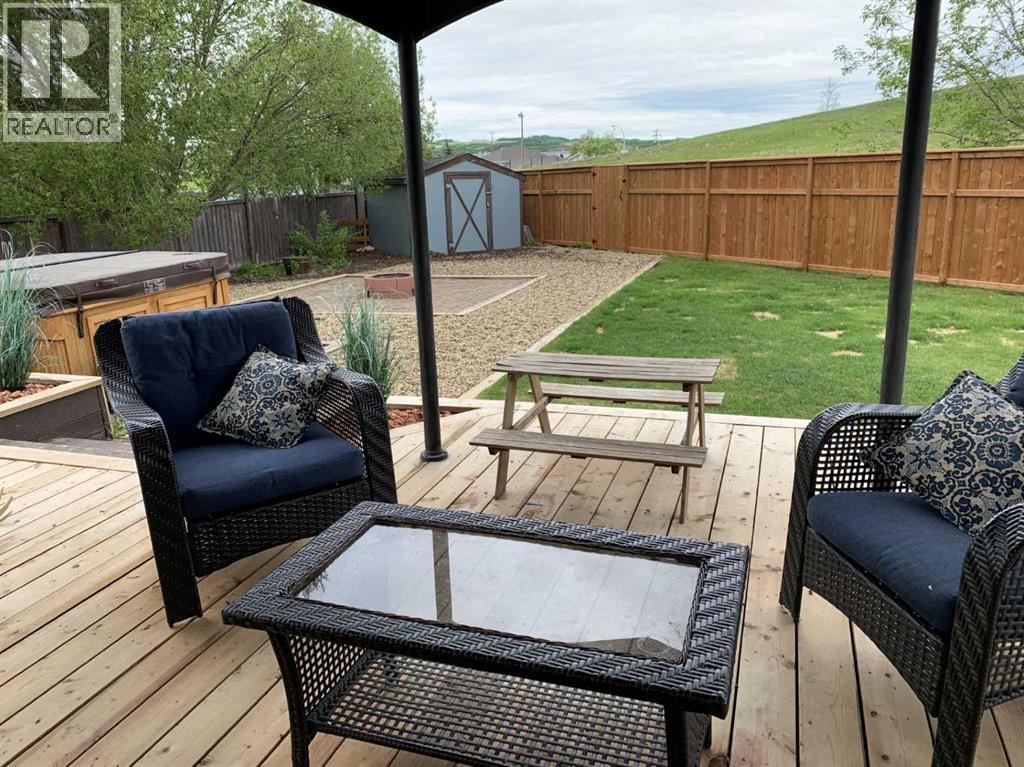 8210 104 Avenue, Peace River, Alberta  T8S 1X9 - Photo 4 - A2272074