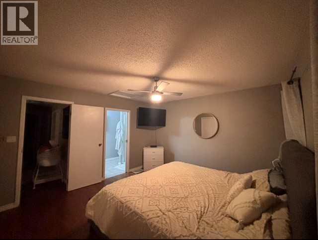 8210 104 Avenue, Peace River, Alberta  T8S 1X9 - Photo 21 - A2272074
