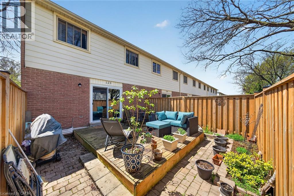 150 Gateshead Crescent Unit# 123, Hamilton, Ontario  L8G 4A7 - Photo 40 - 40827701