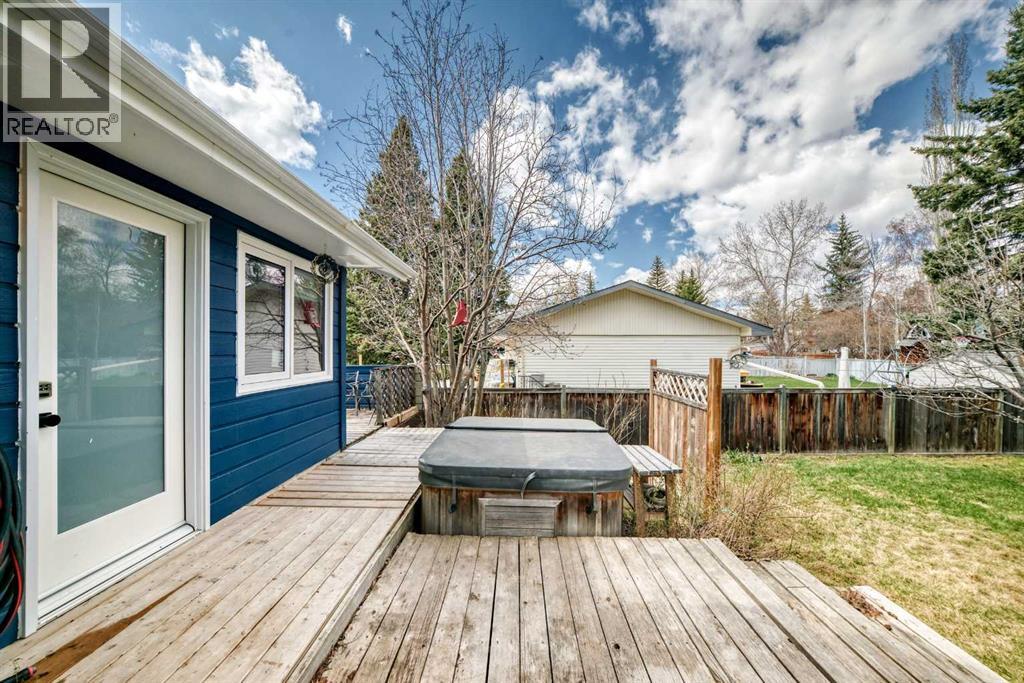 5512 Dalwood Way NW, Calgary, Alberta T3A 1S7 - Photo 39 - A2308480