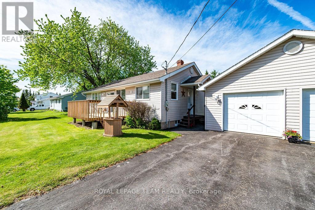 111 Campbell Drive, Mcnab/braeside, Ontario K7S 3G9 - Photo 4 - X13208486