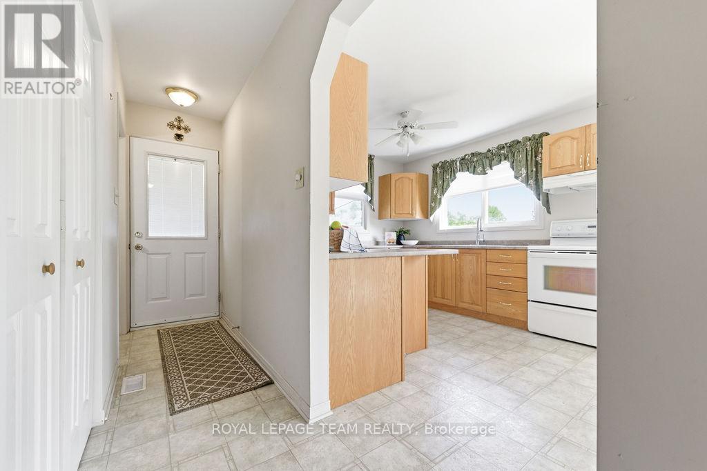 111 Campbell Drive, Mcnab/braeside, Ontario K7S 3G9 - Photo 6 - X13208486