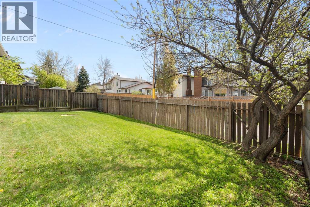 8 Hawkwood Place Nw, Calgary, Alberta  T3G 1X6 - Photo 45 - A2313839