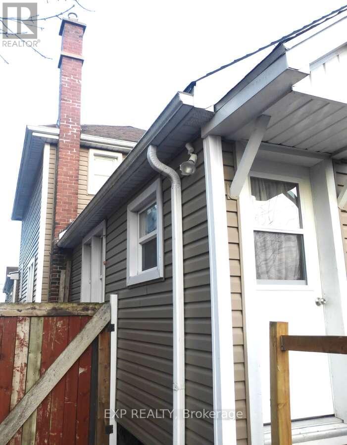 577 King Street, Welland, Ontario  L3B 3L3 - Photo 3 - X13208430