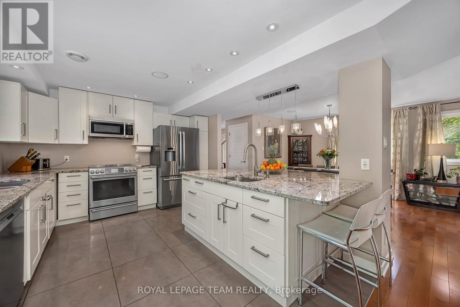 2 Fairhaven Way, Ottawa, Ontario  K1K 0R3 - Photo 12 - X13208138