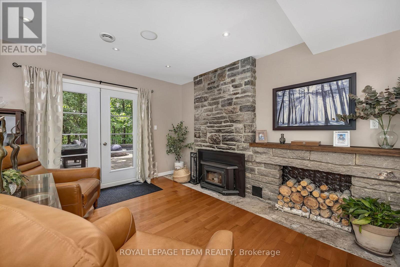 2 Fairhaven Way, Ottawa, Ontario  K1K 0R3 - Photo 9 - X13208138
