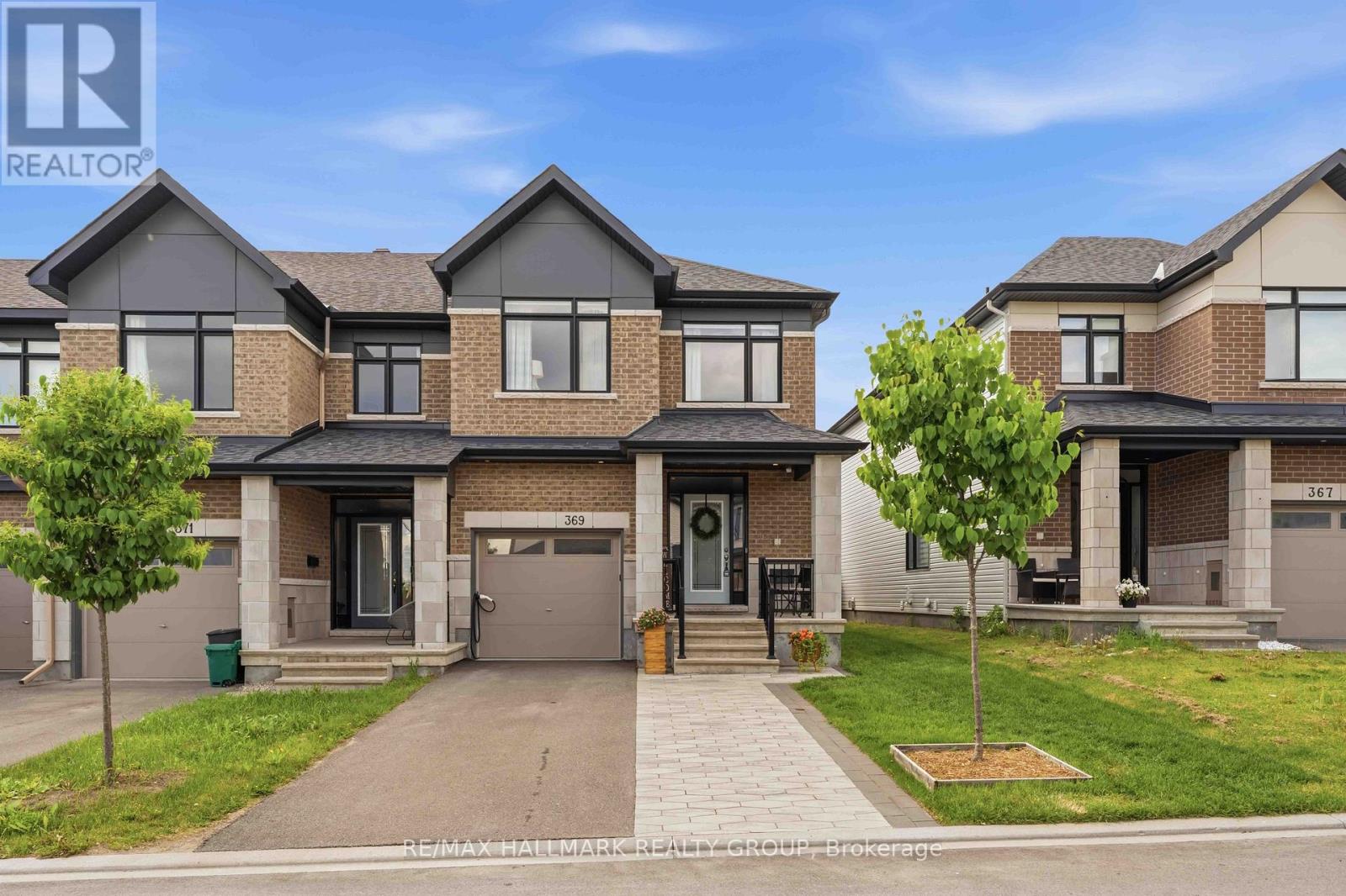 369 BROADRIDGE CRESCENT, Ottawa, Ontario