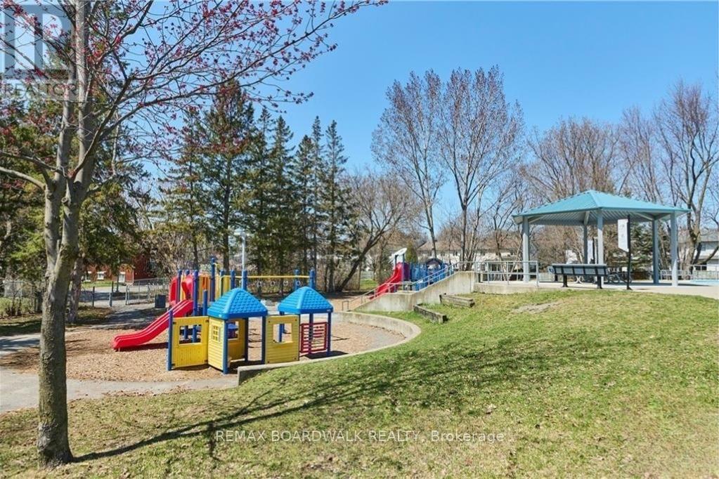42 College Circle, Ottawa, Ontario  K1K 4R8 - Photo 30 - X13120452