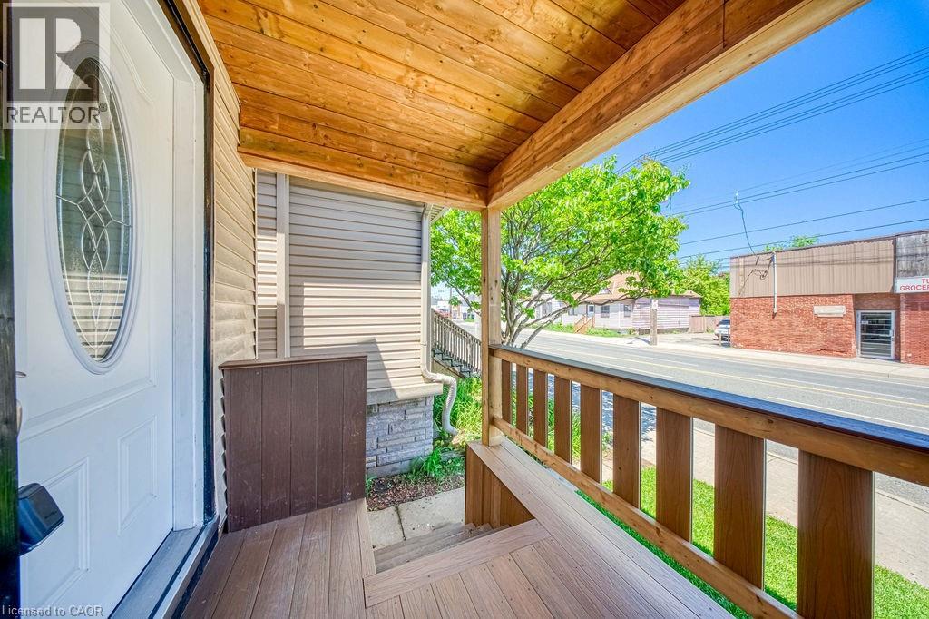 1062 Cannon Street E, Hamilton, Ontario  L8L 2H8 - Photo 4 - 40834420