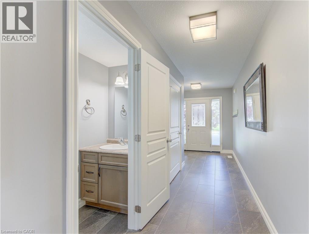 475 N Albert Avenue N, Listowel, Ontario  N4W 1V2 - Photo 4 - 40833319