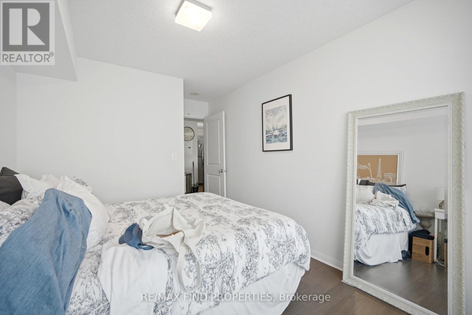 910 - 11 St. Joseph Street, Toronto, Ontario  M4Y 3G4 - Photo 22 - C13133288