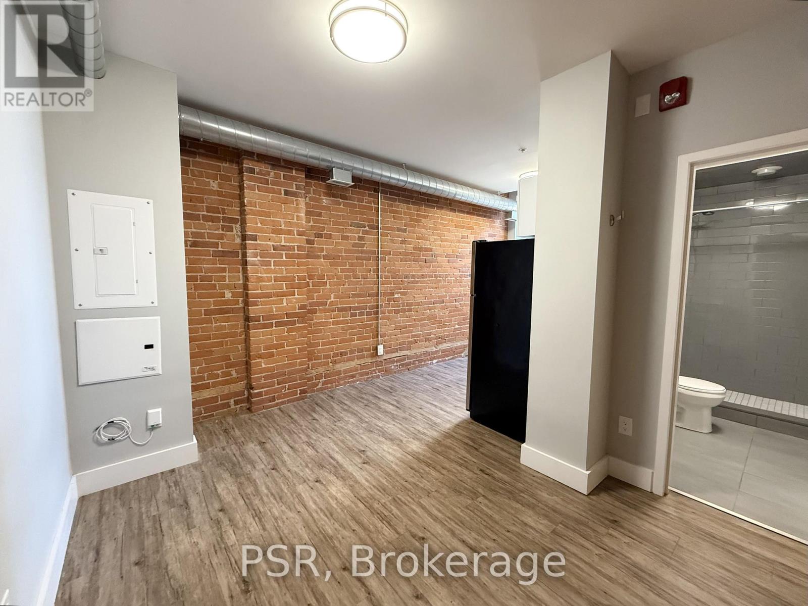 310 - 2870 Dundas Street W, Toronto, Ontario  M6P 1Y8 - Photo 3 - W13127716
