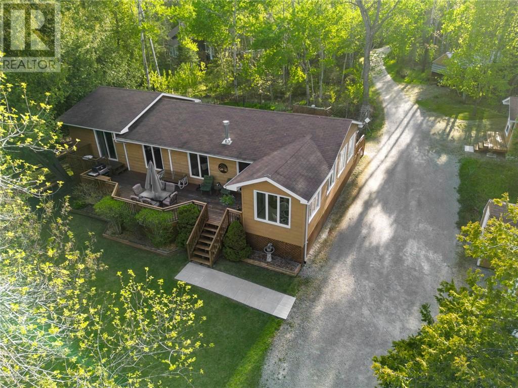 609a Hideaway Road, Kagawong, Ontario P0P 1J0 - Photo 1 - 2128097