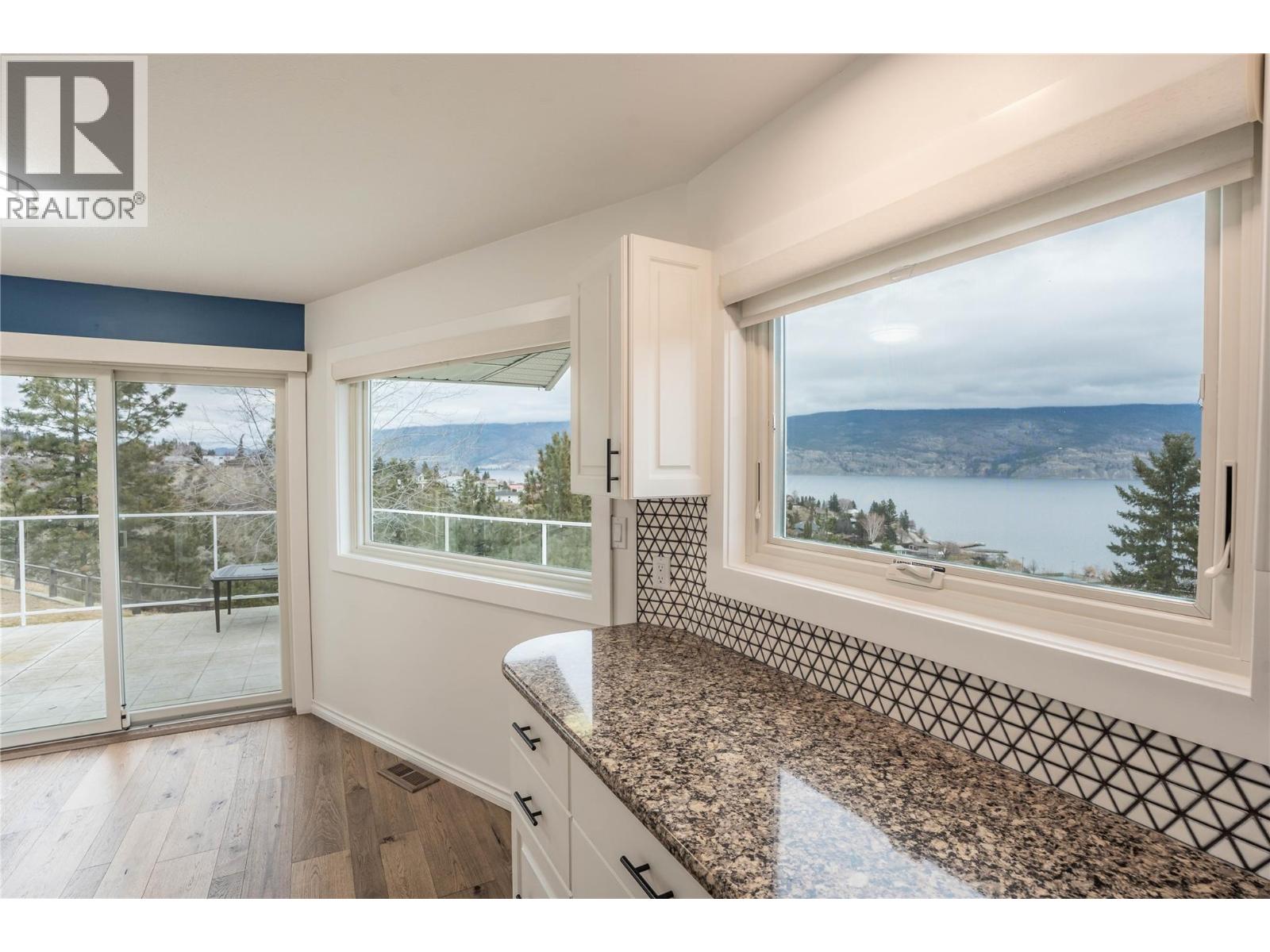 6318 Faircrest Street, Summerland, British Columbia  V0H 1Z4 - Photo 11 - 10374498