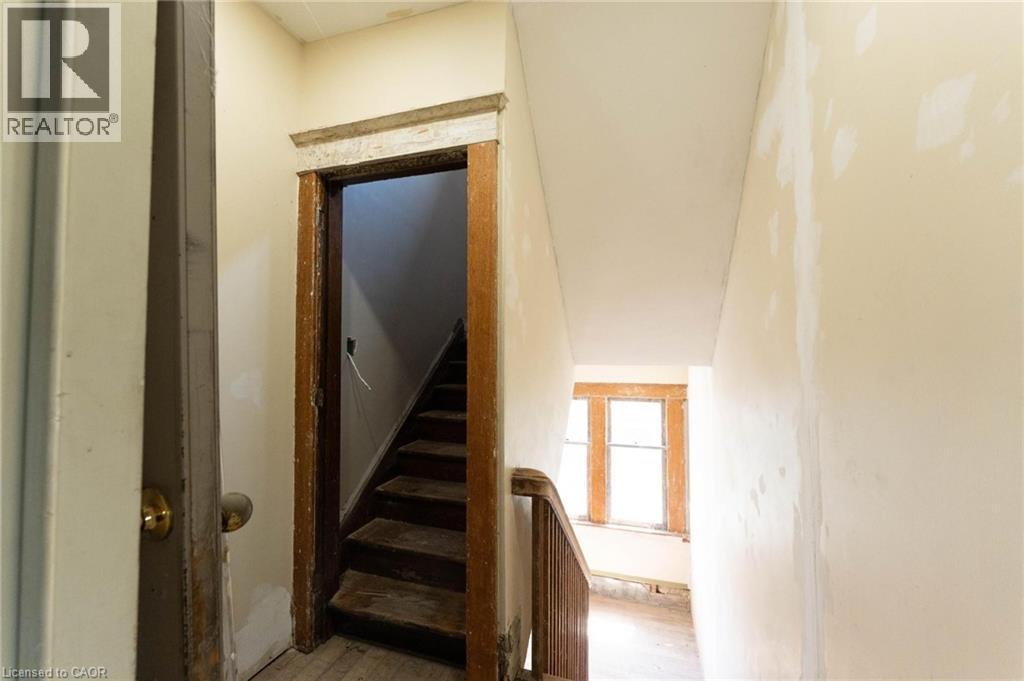 822 Main Street E, Hamilton, Ontario  L8M 1L6 - Photo 27 - 40834261