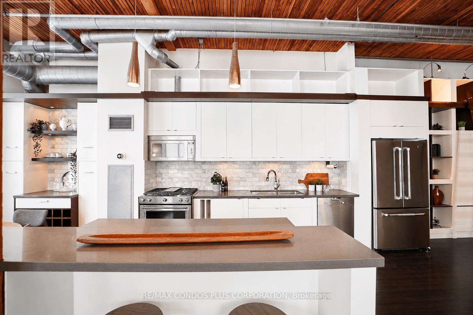 225 - 993 Queen Street W, Toronto, Ontario  M6J 1H2 - Photo 22 - C13208312