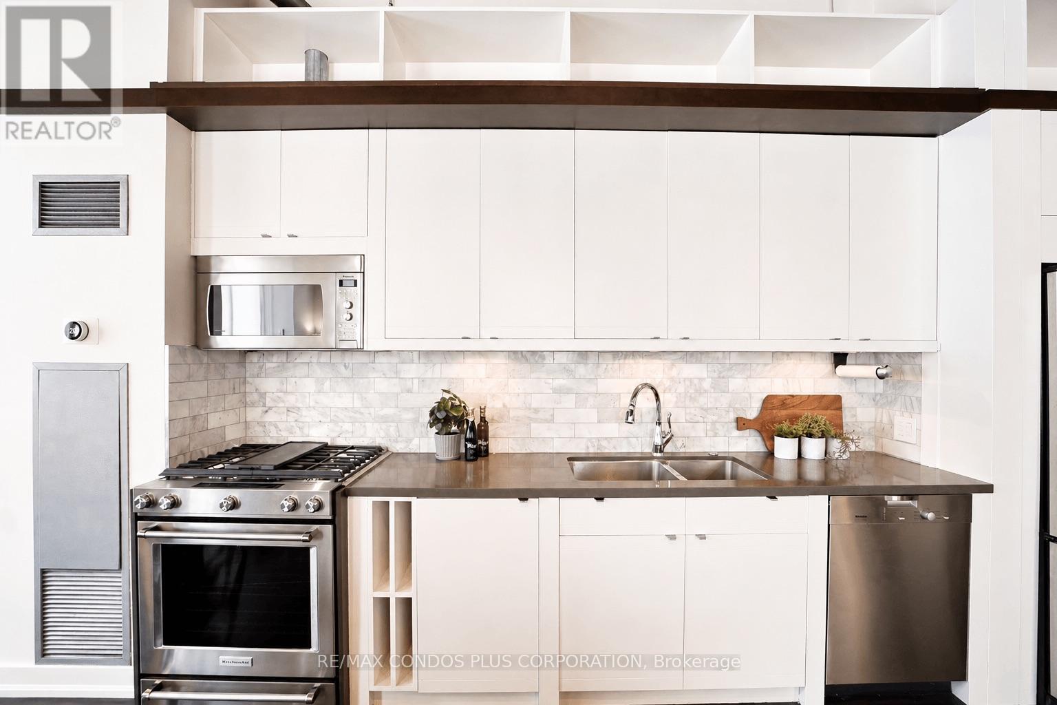 225 - 993 Queen Street W, Toronto, Ontario  M6J 1H2 - Photo 23 - C13208312