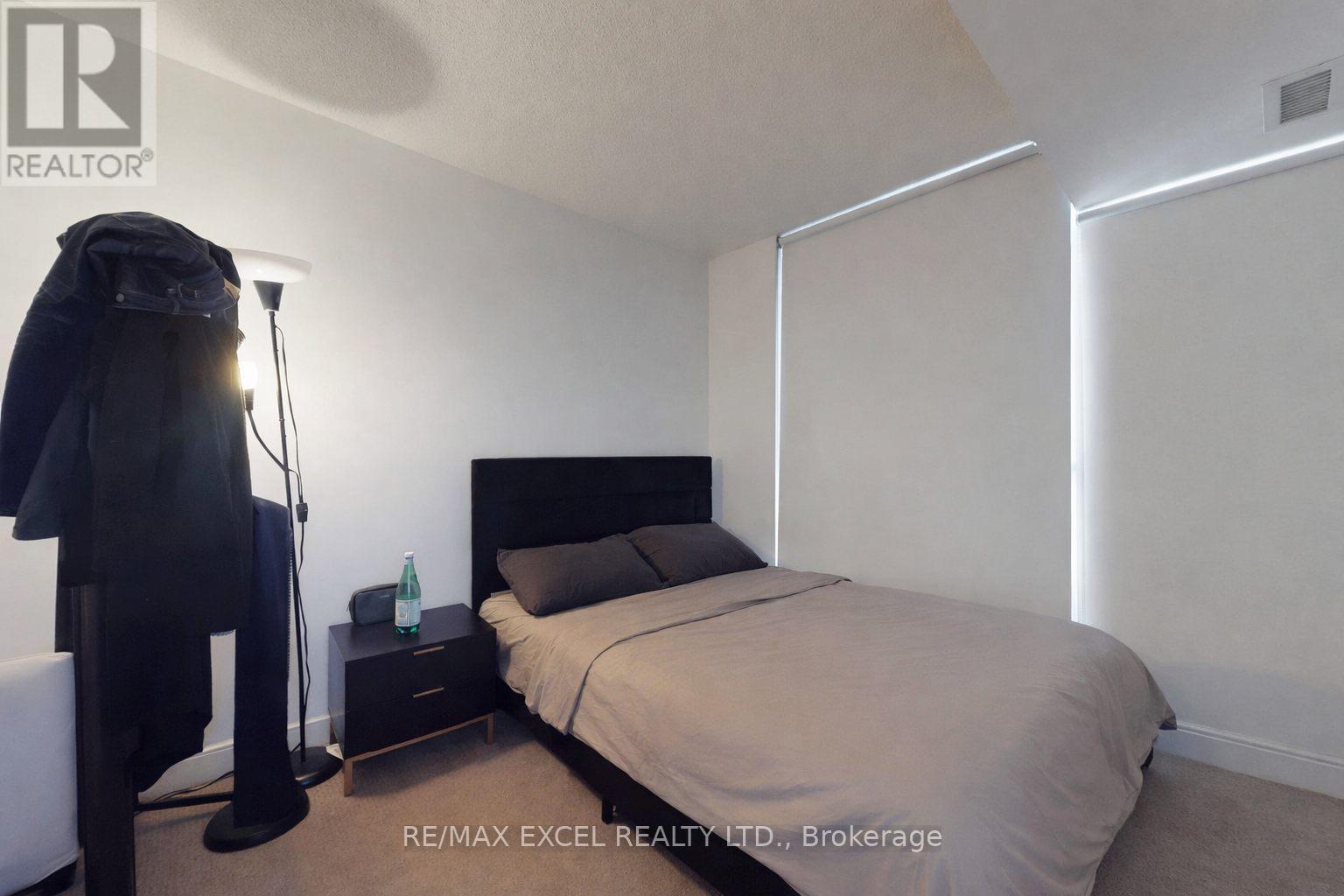 1606 - 75 Queens Wharf Road, Toronto, Ontario  M5V 0J8 - Photo 12 - C13208318