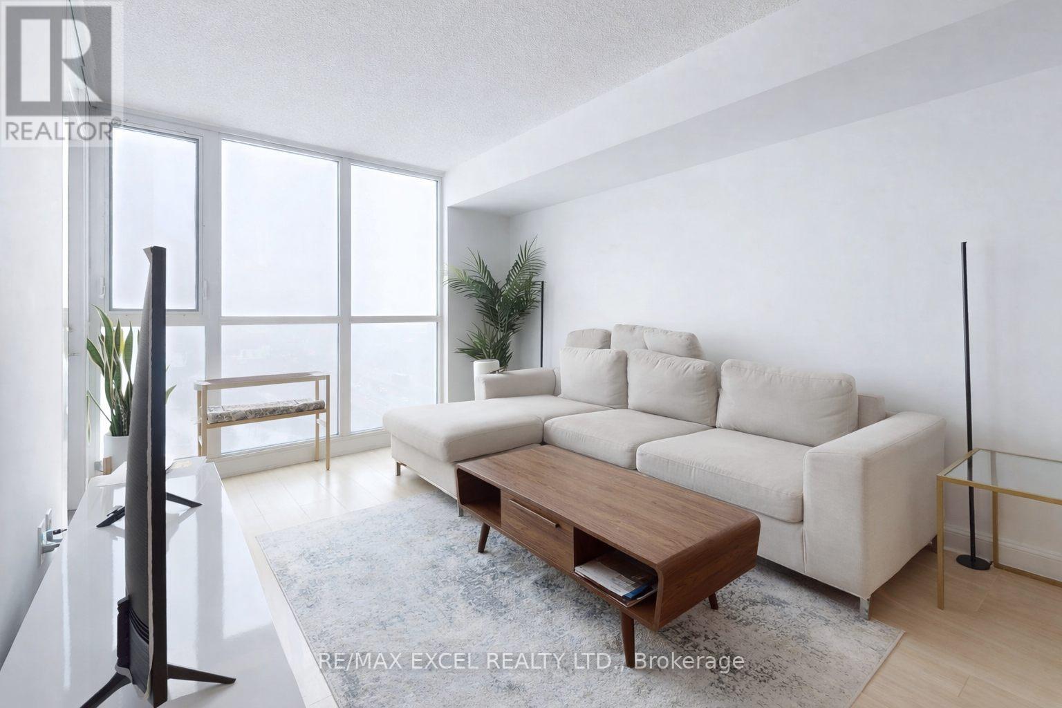 1606 - 75 Queens Wharf Road, Toronto, Ontario  M5V 0J8 - Photo 7 - C13208318