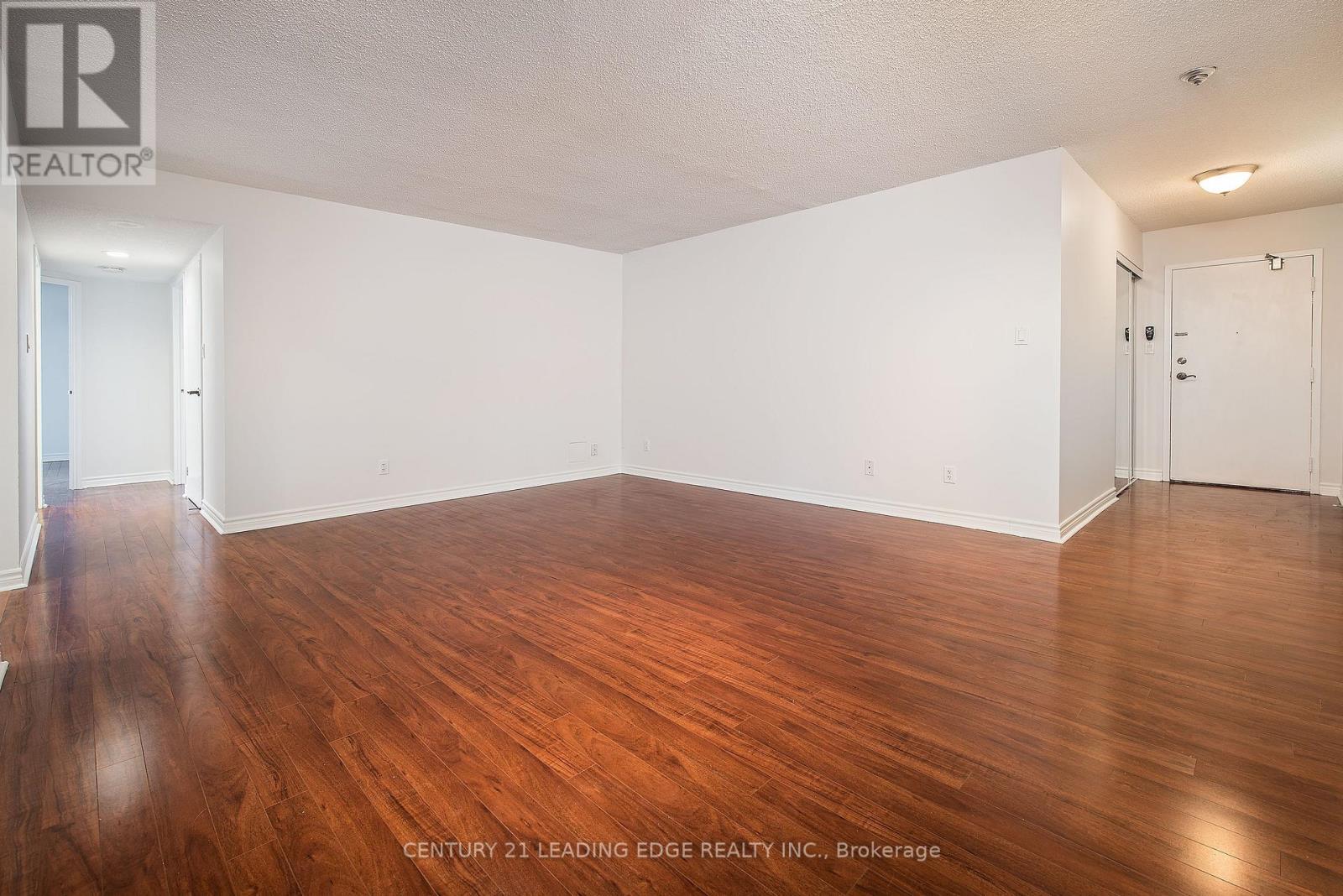 2204 - 633 Bay Street, Toronto, Ontario  M5G 2G4 - Photo 7 - C13208352