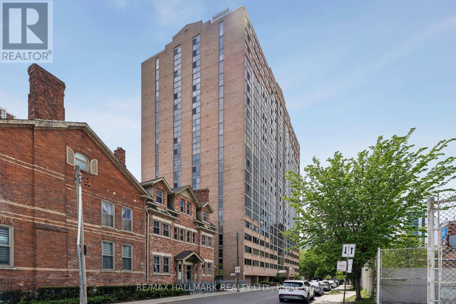 506 - 15 MAITLAND PLACE, Toronto, Ontario
