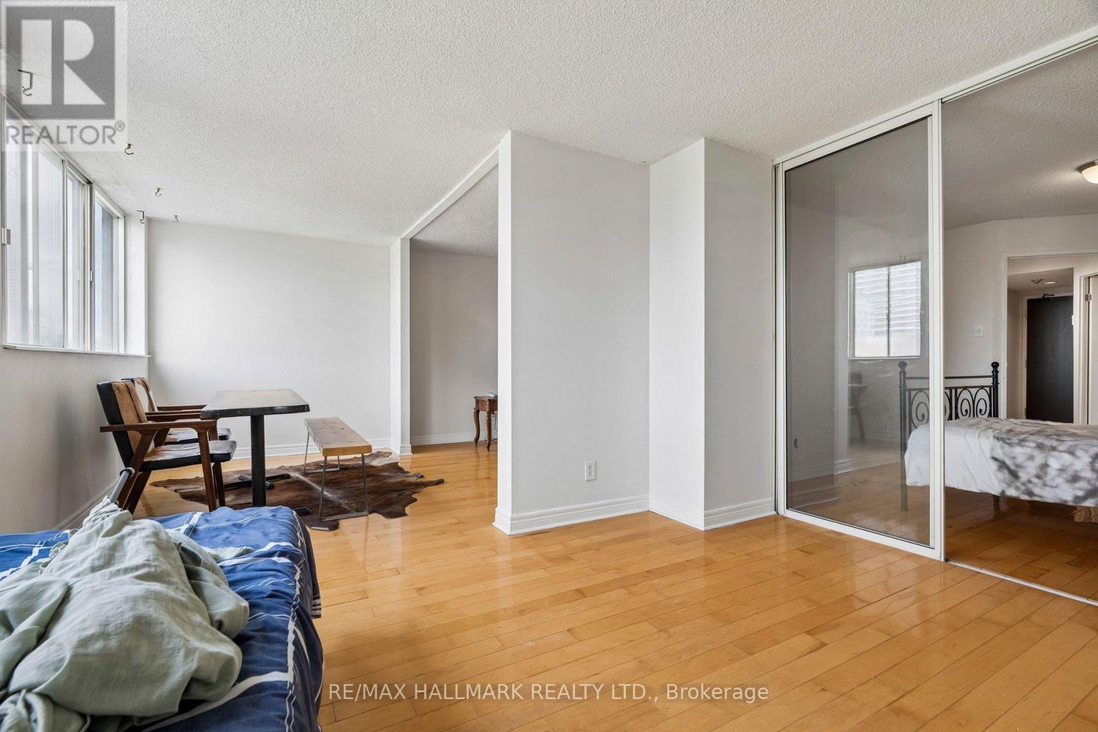506 - 15 Maitland Place, Toronto, Ontario  M4Y 2X3 - Photo 12 - C13208428