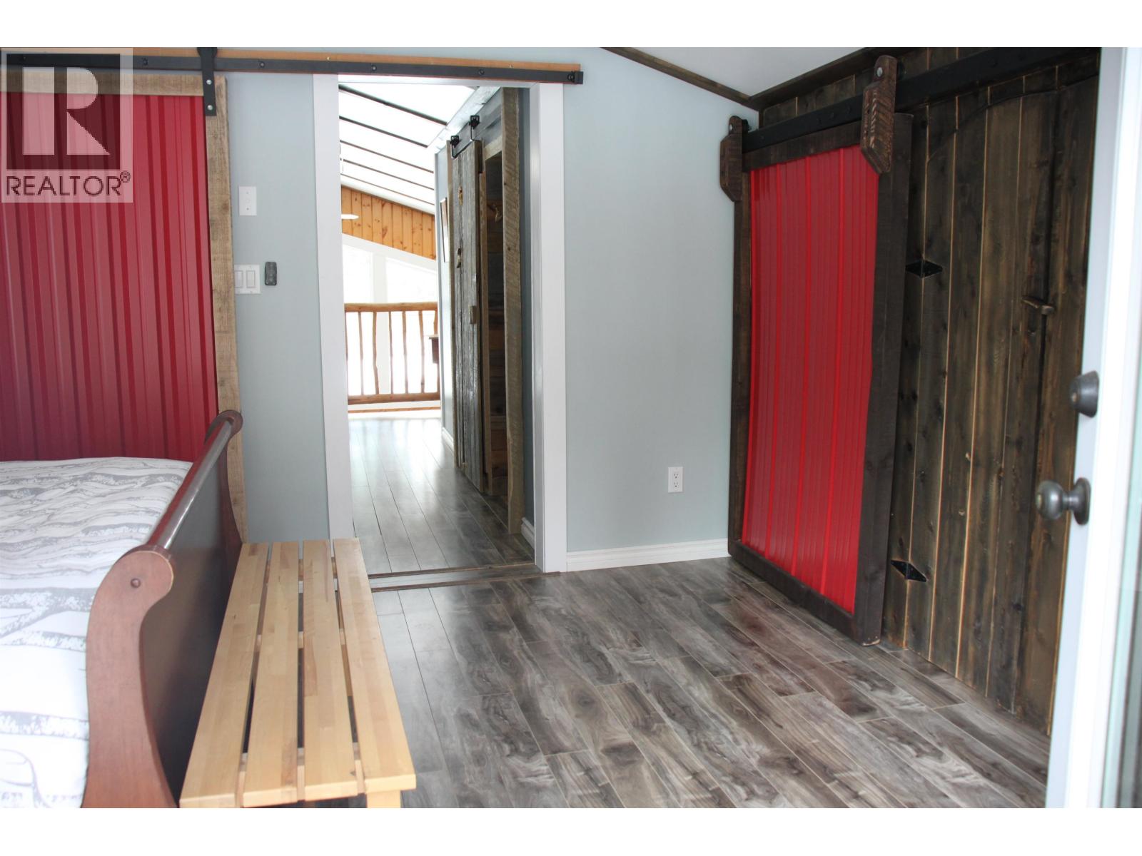 4907 Peasim Court, 108 Mile Ranch, British Columbia  V0K 2Z0 - Photo 12 - R3101055