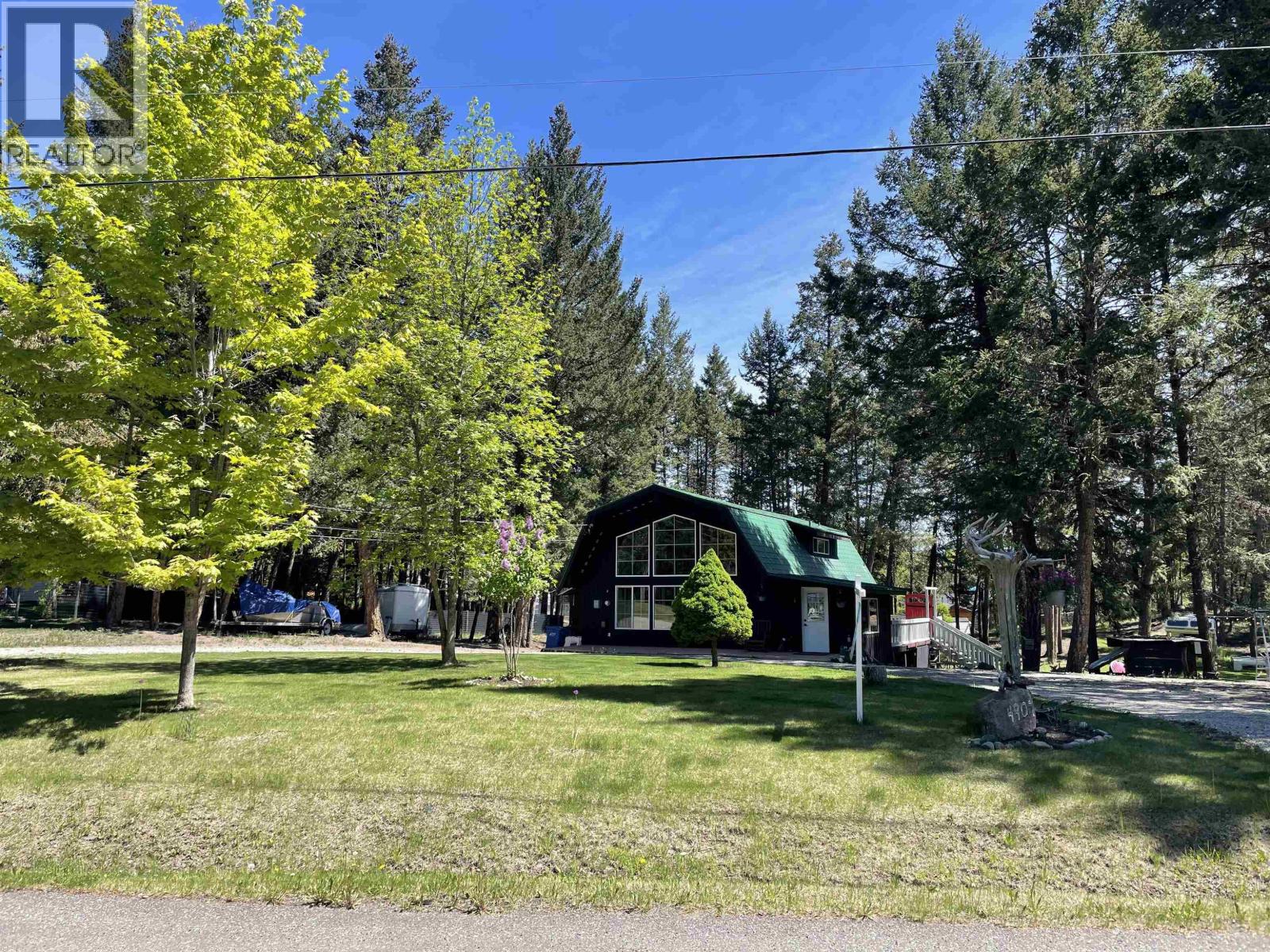 4907 Peasim Court, 108 Mile Ranch, British Columbia  V0K 2Z0 - Photo 36 - R3101055