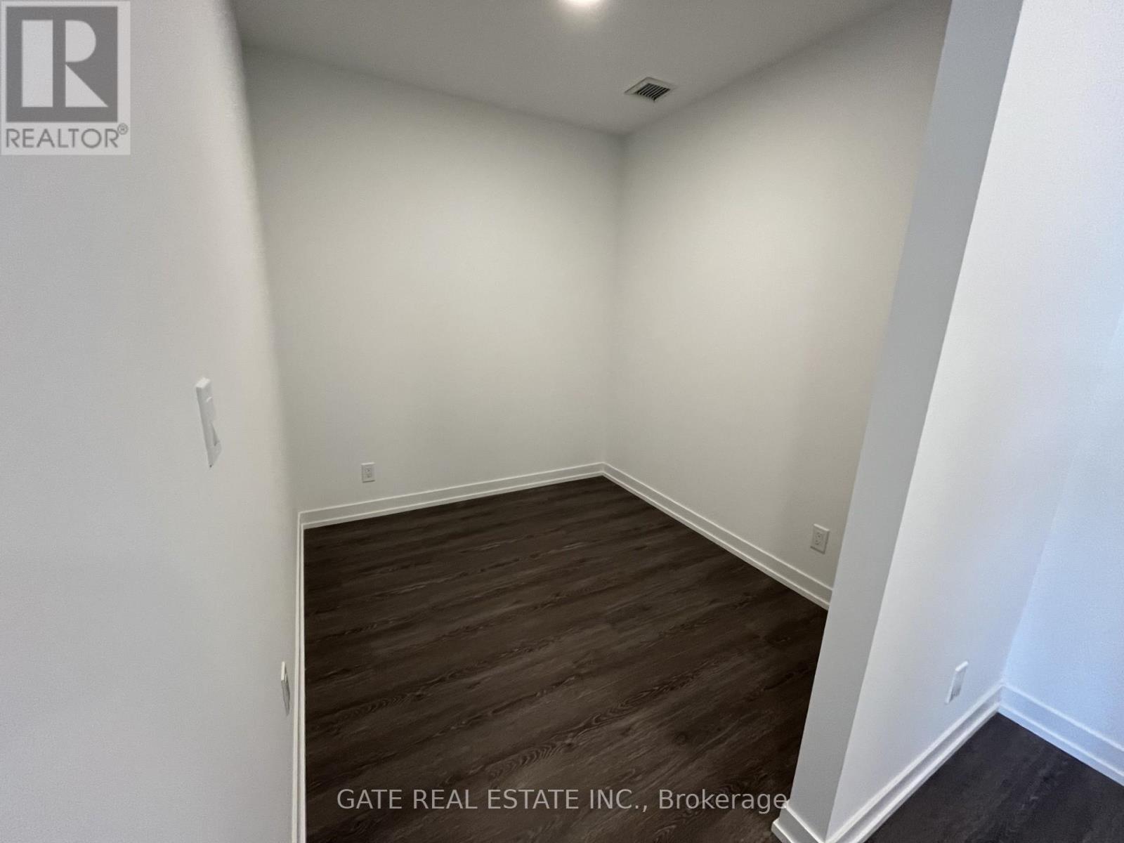 C-317 - 8 Beverley Glen Boulevard, Vaughan, Ontario  L4J 0L5 - Photo 18 - N13208348
