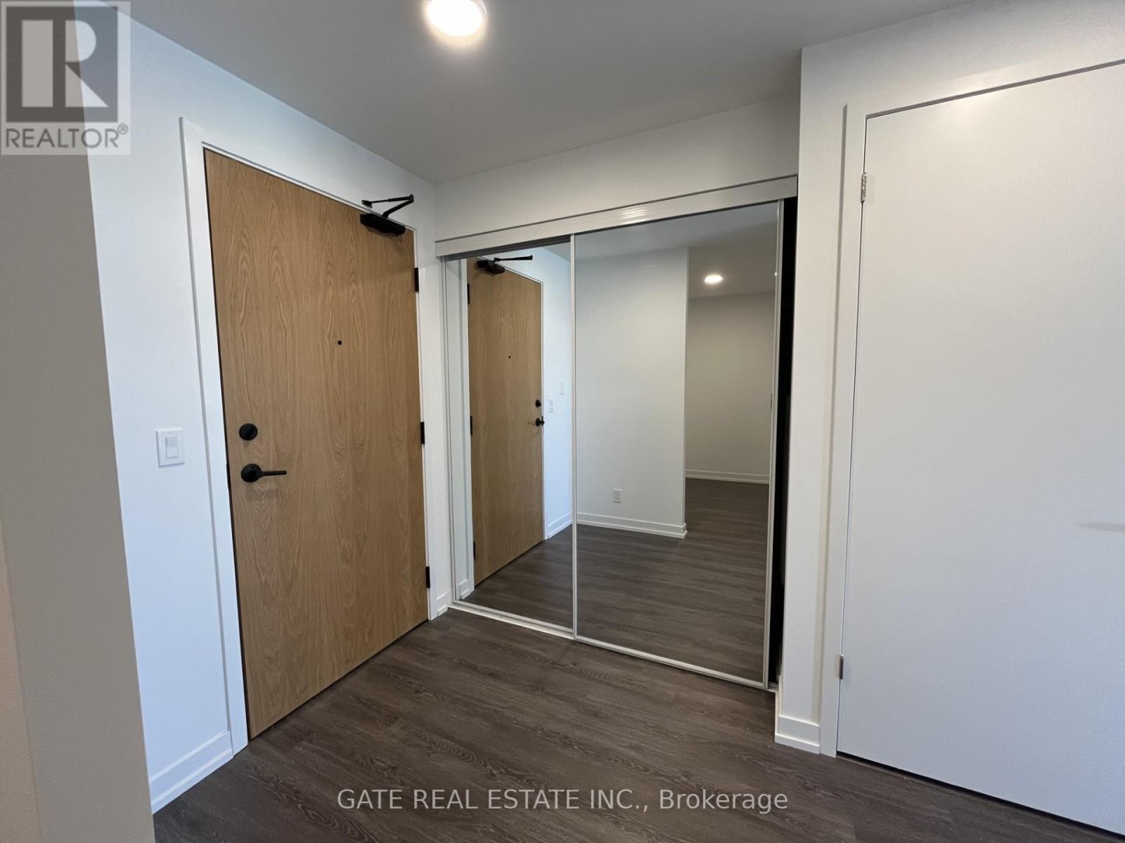 C-317 - 8 Beverley Glen Boulevard, Vaughan, Ontario  L4J 0L5 - Photo 3 - N13208348