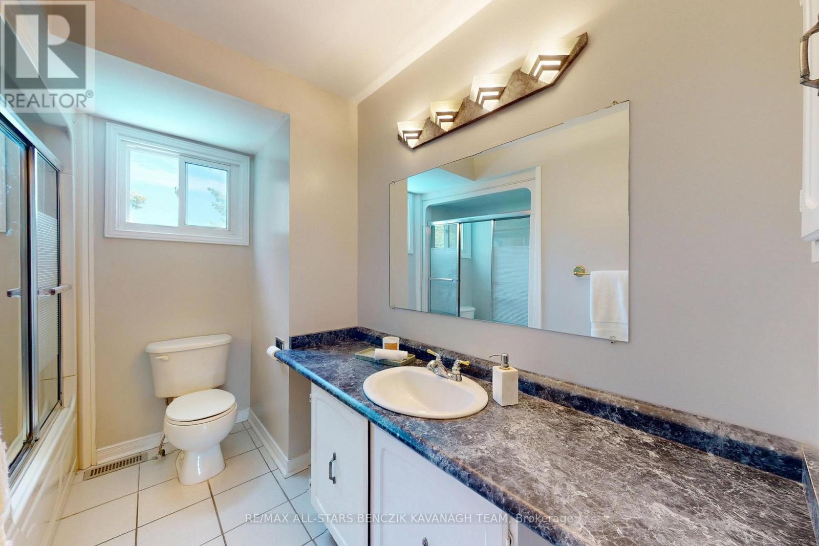 14 Parkinson Road, Markham, Ontario  L3P 4G5 - Photo 13 - N13208376